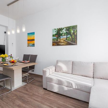 Apartment Caterina Ровинь Экстерьер фото