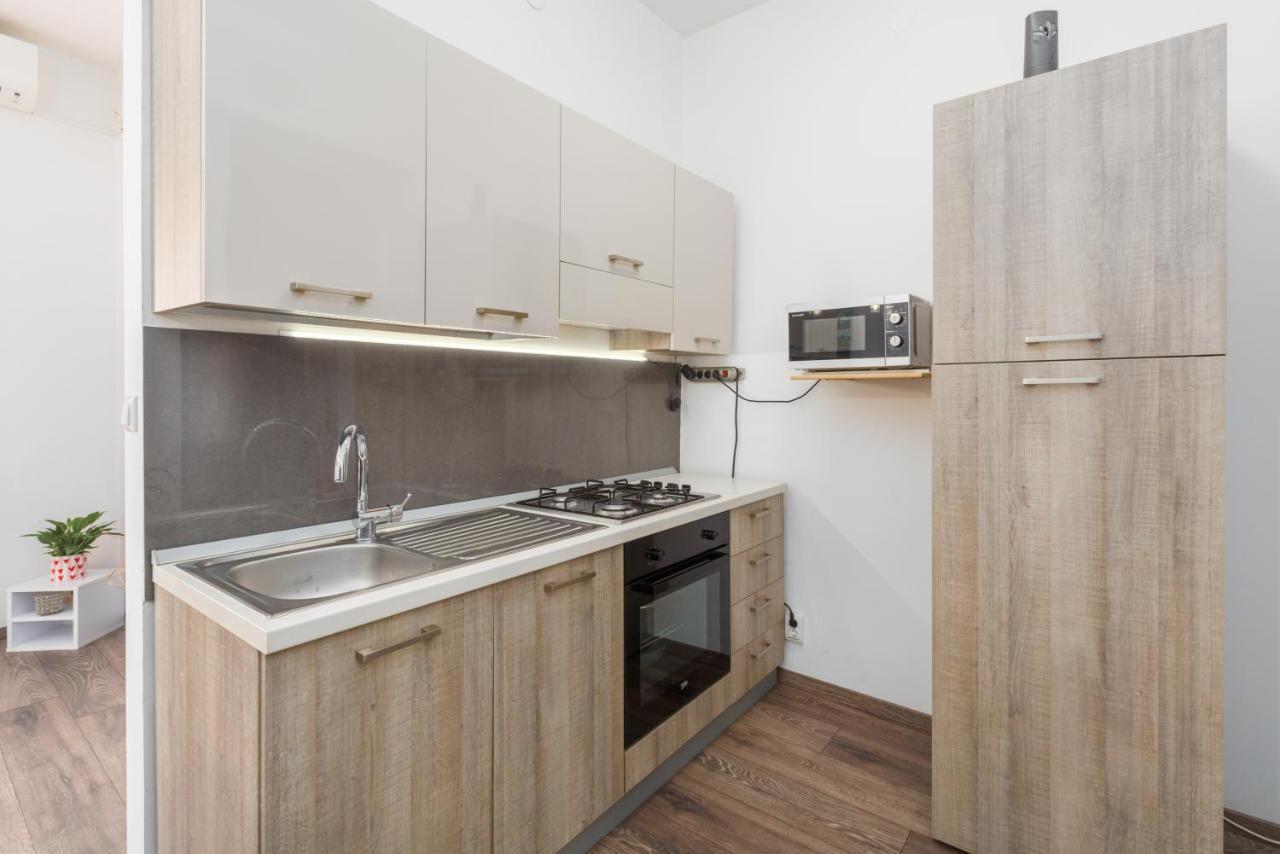 Apartment Caterina Ровинь Экстерьер фото